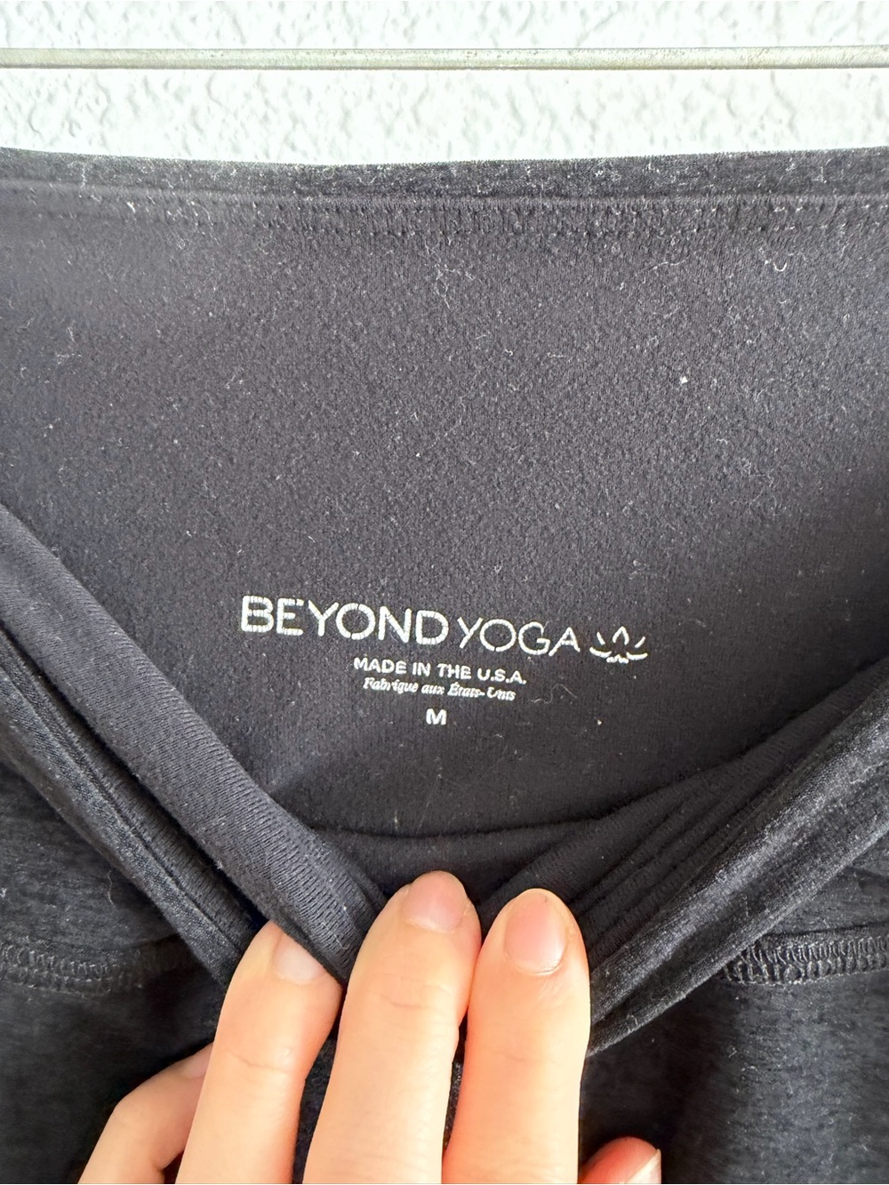 Beyond Yoga Keep Pace High-Rise Biker Shorts Space Dye heathered black Medium - Picture 2 of 5
